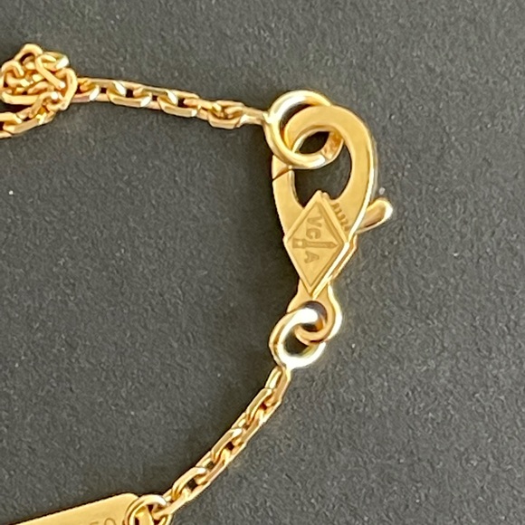 Van Cleef and Arpels Vintage Alhambra pendant - Picture 7 of 7